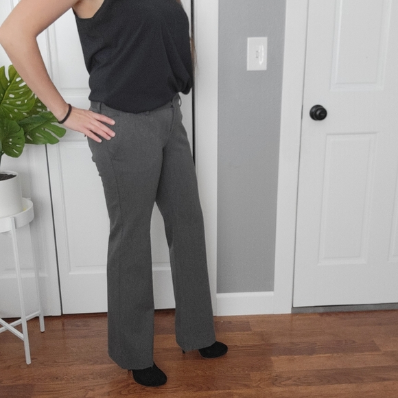 Grey columnist Express size 6r pants - Picture 3 of 13